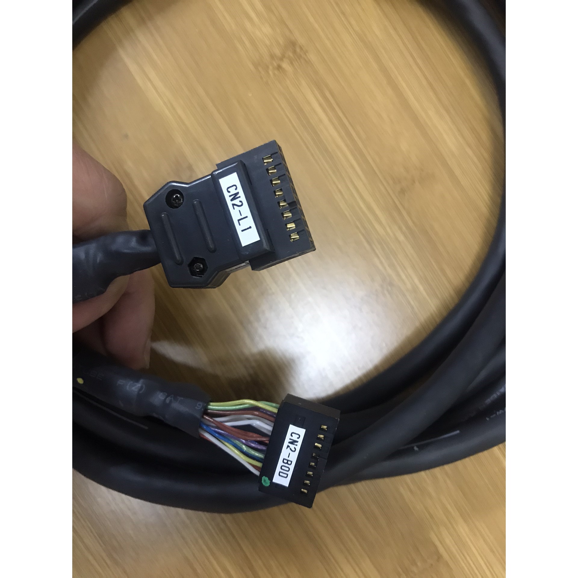 16芯日本进口屏蔽电缆CN2-B0D,CN2-L1咨询维修咨询维修咨询维修