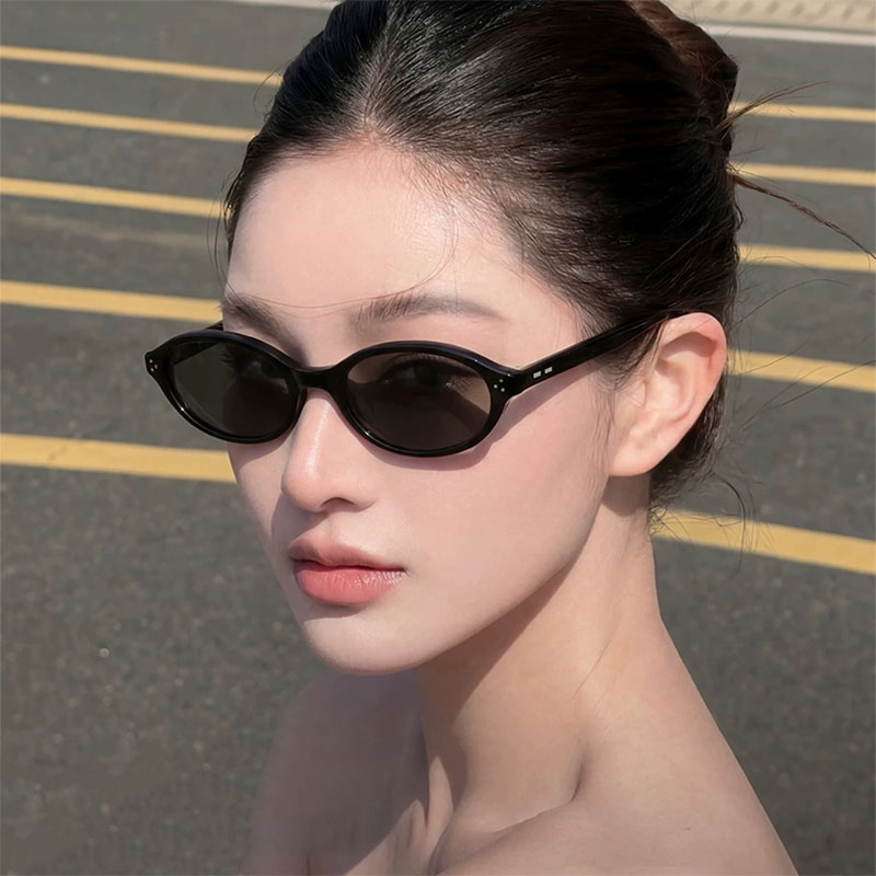 2026新款复古椭圆框偏光墨镜女高级感适合小脸防紫外线太阳镜小框