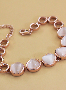 2021年新款夏季几何女手镯猫眼石