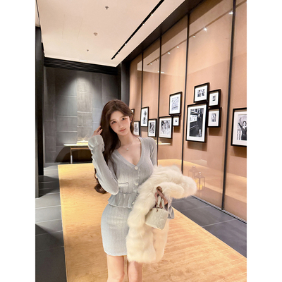 若语定制 韩剧女一 V领荷叶边绵羊毛连衣裙纯欲气质包臀裙打底裙