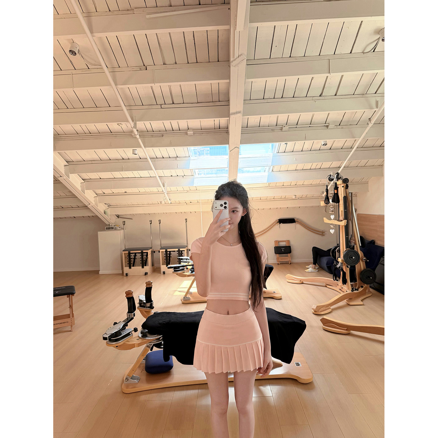 若语定制 a1o白女套组 奚梦瑶同款上衣半裙针织套装纯欲气质性感图片