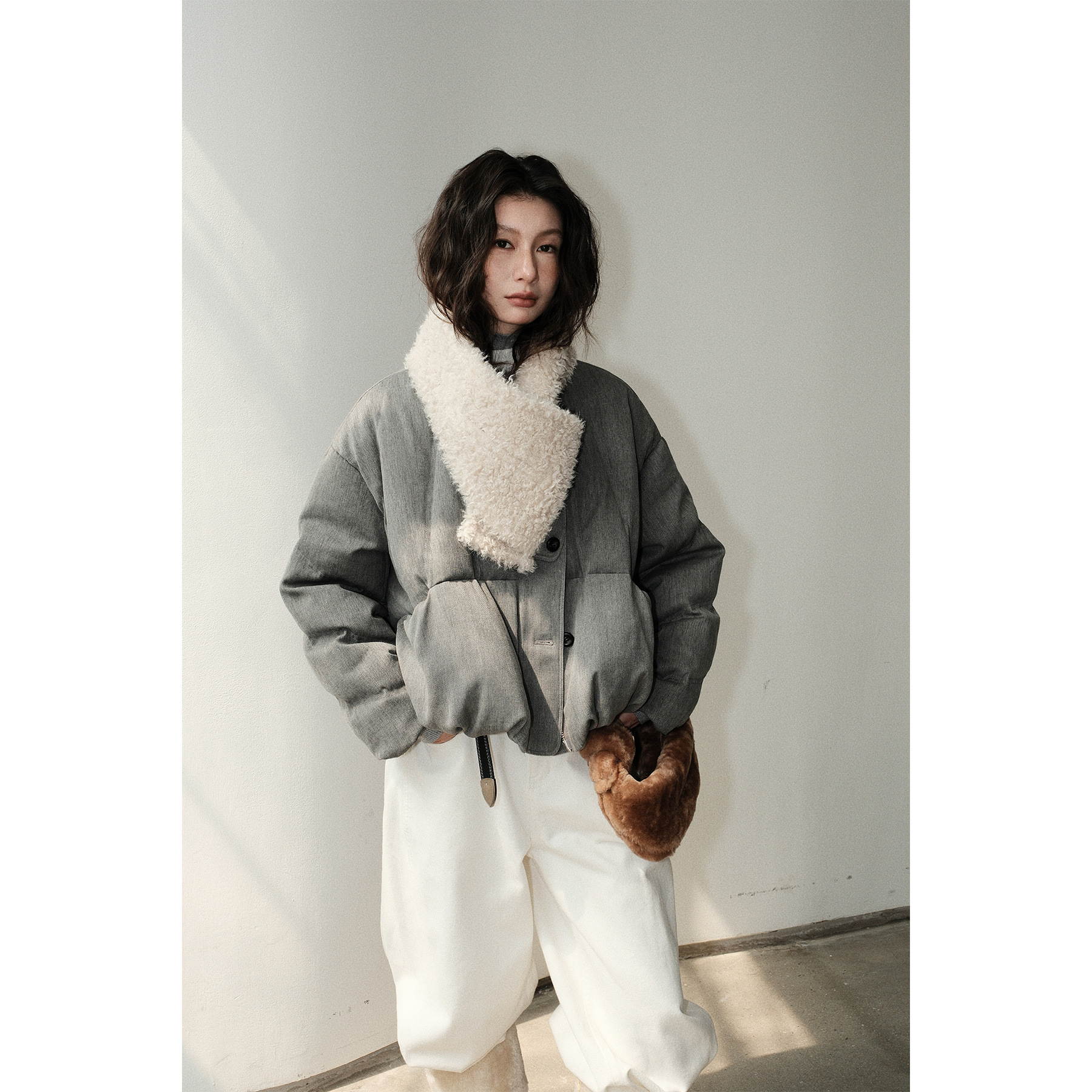 NEIHE内赫韩系麻感90白鸭绒短款廓形羽绒服外套女冬季新款257208