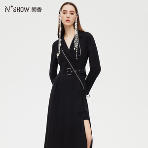 NOWSHOW朗香秋季新品赫本风法式黑色西装领显瘦通勤连衣裙233025
