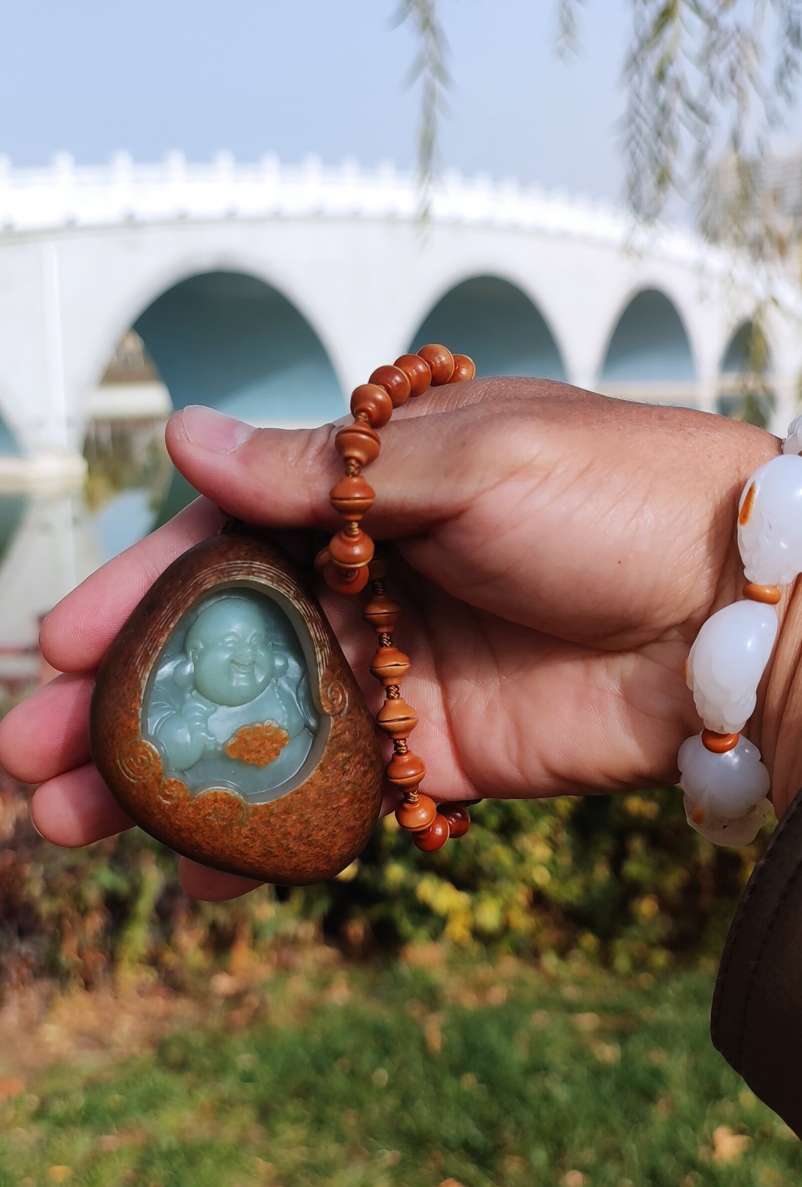 新疆和田玉籽料笑佛 红沁厚皮 厚皮籽料 青白肉质 高熟高油