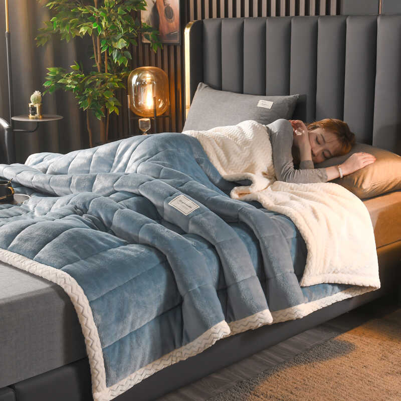 冬季加厚三层夹棉牛奶绒毛毯双面绒毯家用单人空调盖毯保暖午睡毯