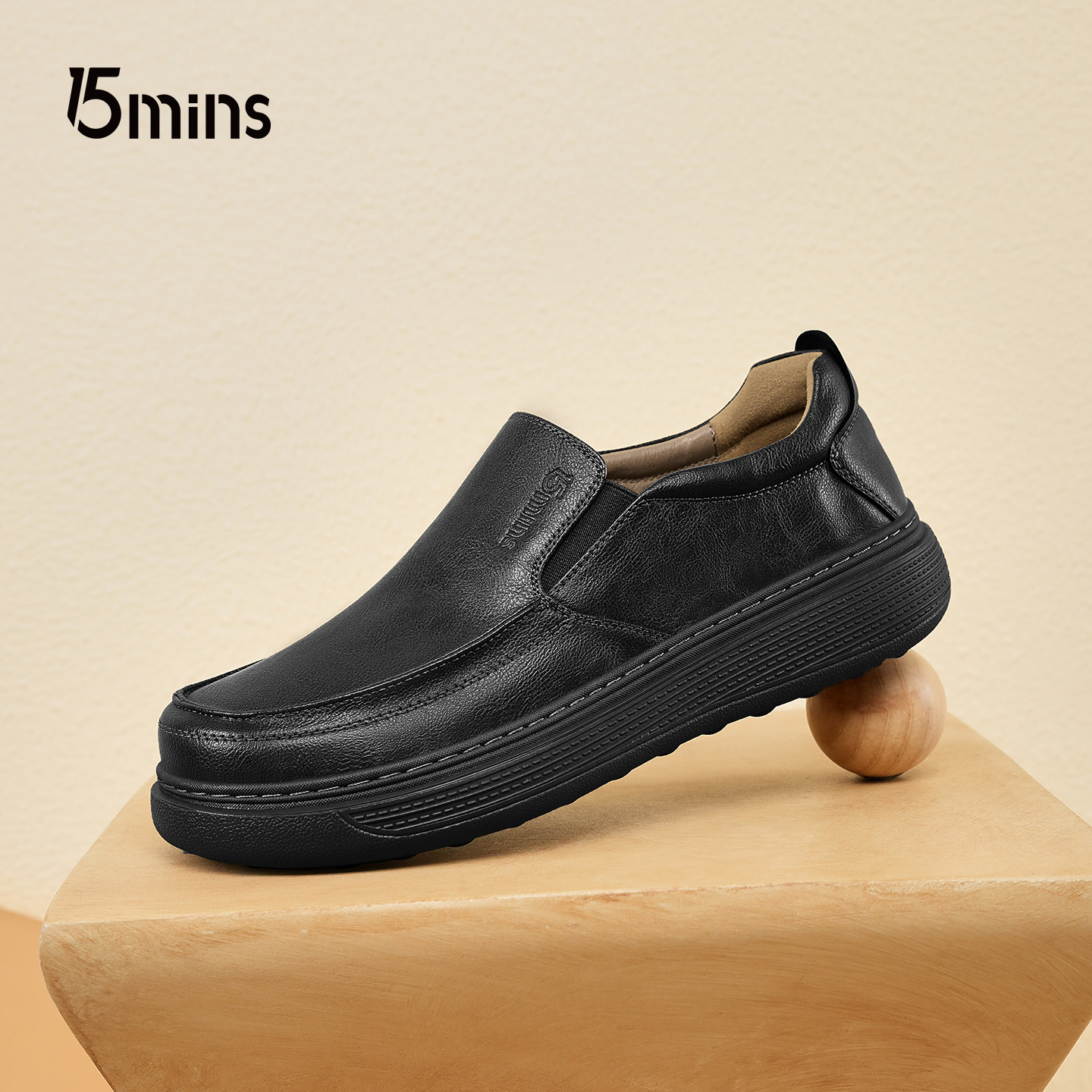 15mins男鞋2026冬季新款厚底加绒保暖休闲皮鞋男士舒适套脚爸爸鞋