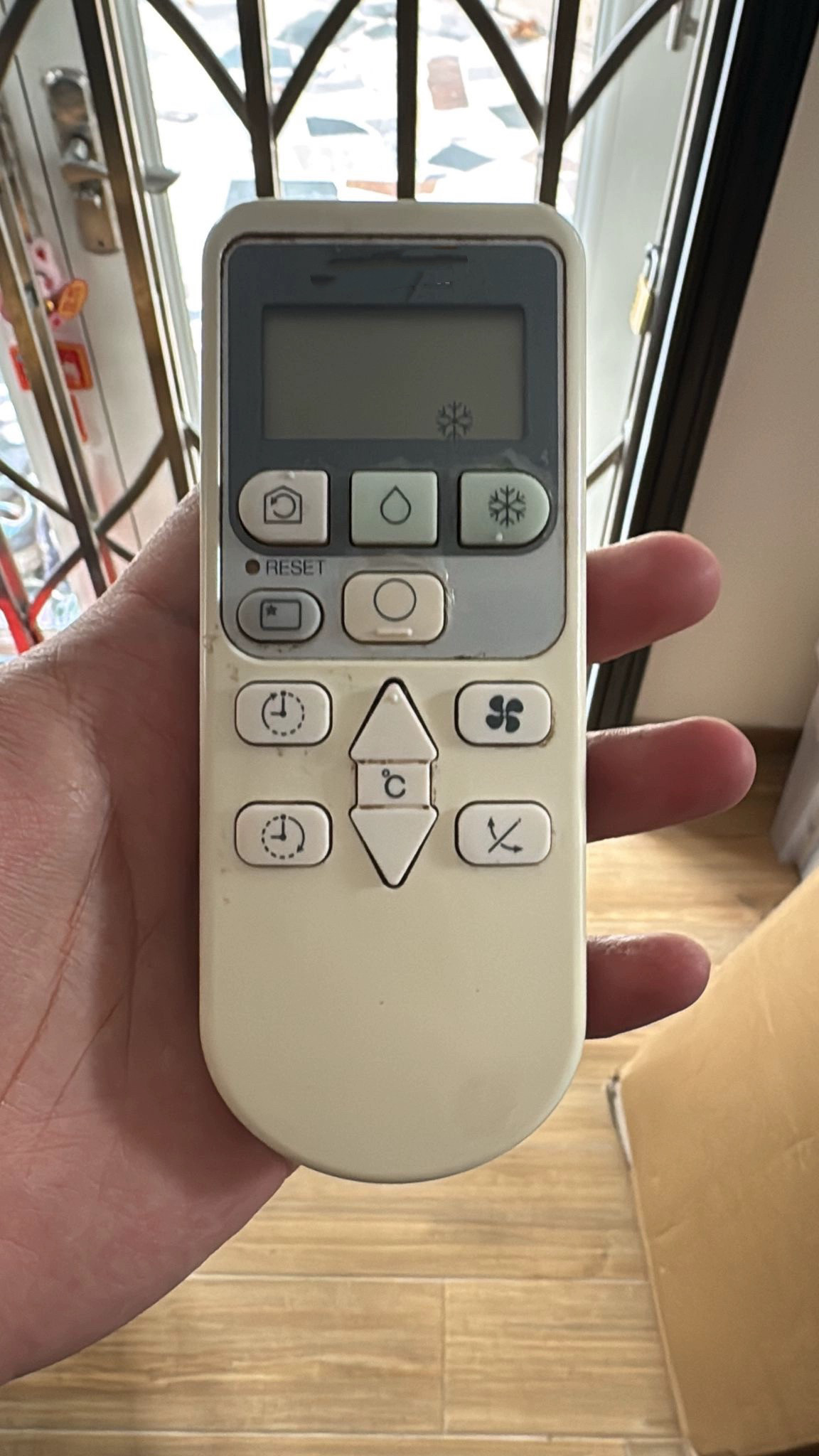 适用香港日立空调遥控器 RAS-E10CAK/RAC-E10CAK 冷气机遥控器