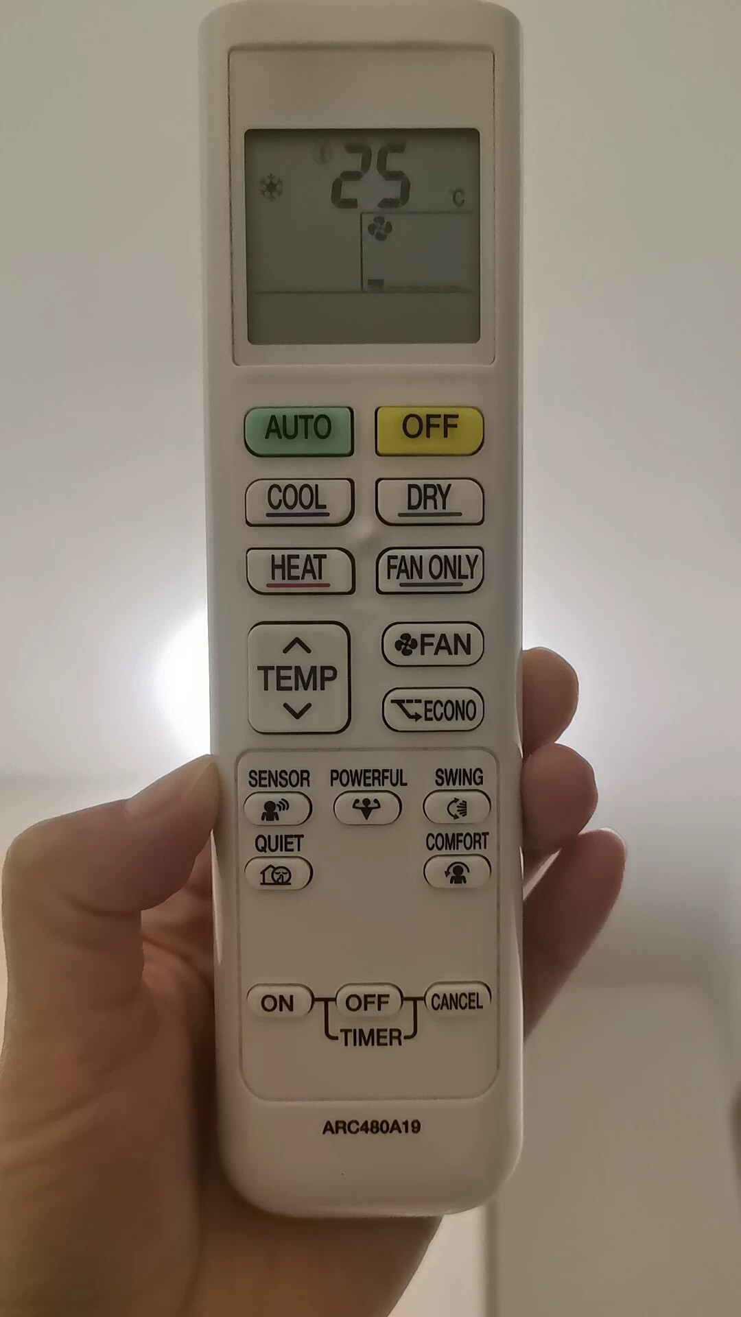适用香港大金冷气机 FTHM60RAV1N 空调遥控器ARC480A19 480A1全新