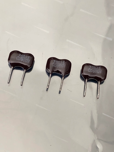 CD银云母电容器P568PF500V