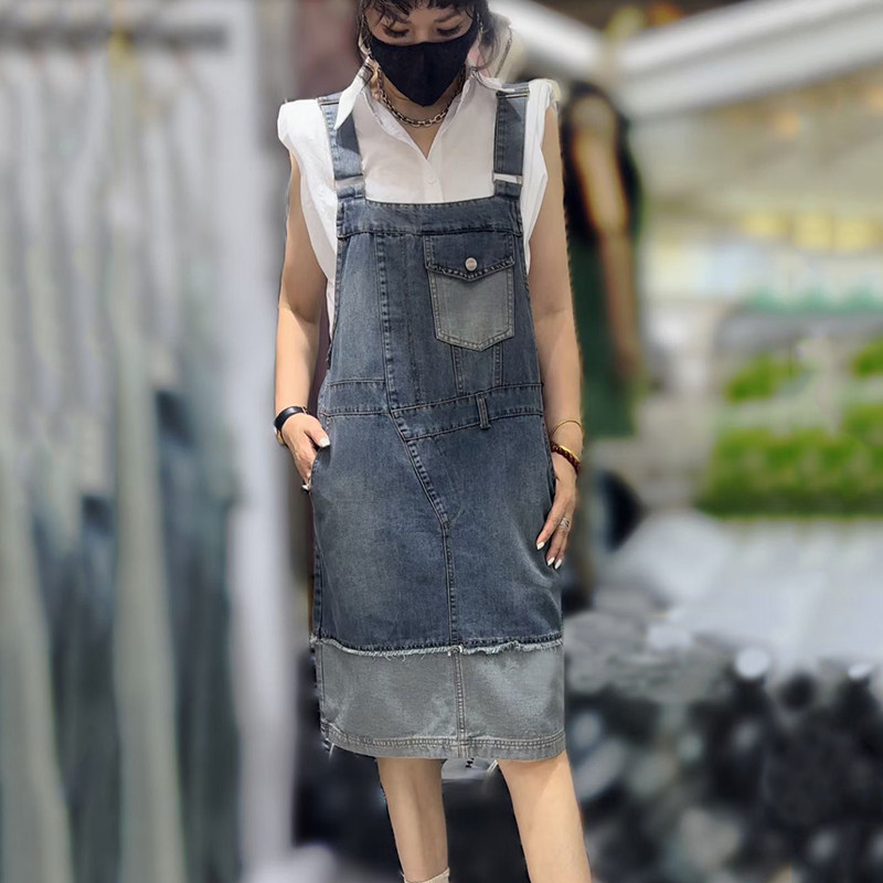 港风复古牛仔背带裙女宽松春季薄款学生胖MM遮肉显瘦吊带连衣裙子
