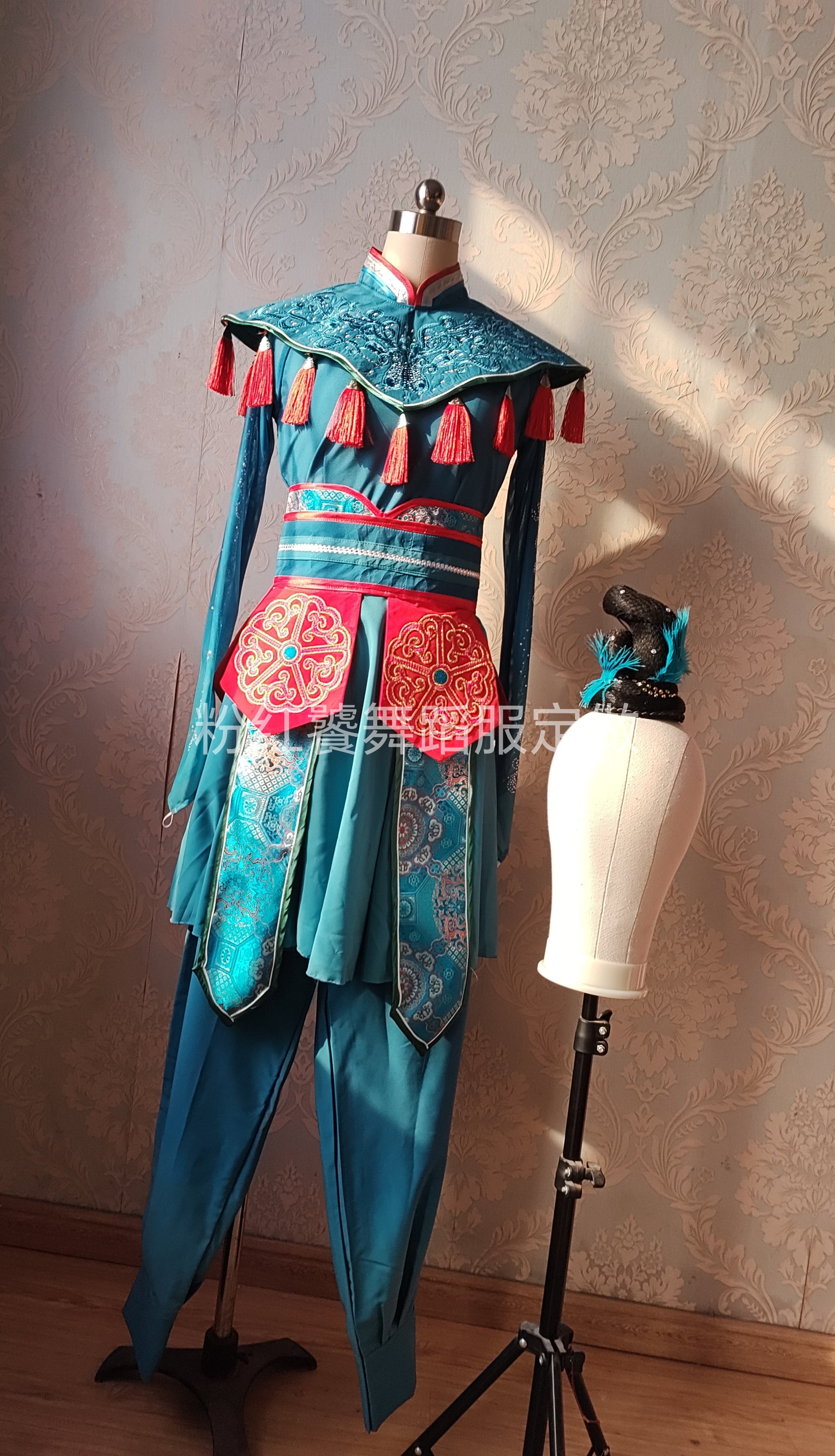群青舞蹈服艺考定制演出服舞台羽毛翎子黑色满庭芳古典舞刀马旦