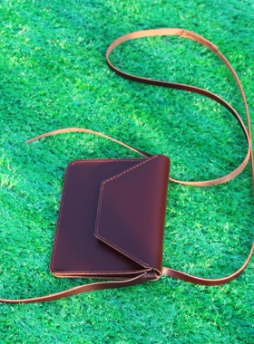 手工皮具手缝超薄简约磁扣真皮头层牛皮小单肩包斜挎包化妆手机包