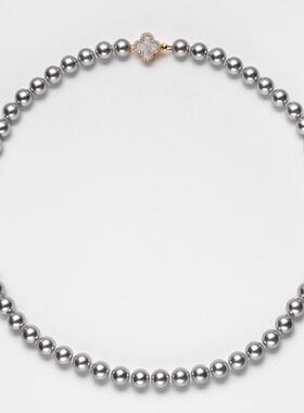 戴拉优雅时尚四叶花灰色珠项链