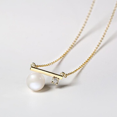 戴拉时尚简约一字淡水珍珠吊坠
