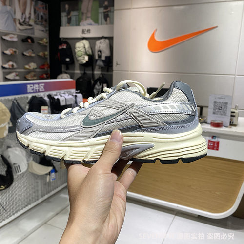 正品Nike/耐克男子秋季新款复古轻便低帮运动休闲鞋 HQ1179-001