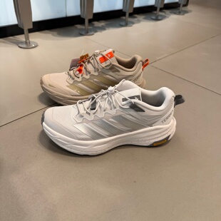 Adidas阿迪达斯男子FREEHIKER运动休闲耐磨户外防泼徒步鞋 KK4571