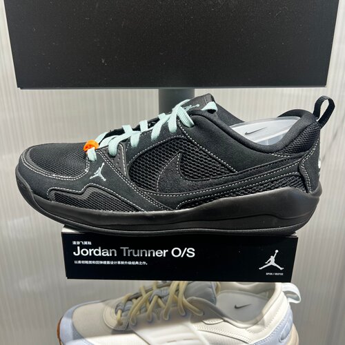 NIKE耐克男子JORDAN CMFT ERA篮球鞋运动休闲复古板鞋IV3216-001
