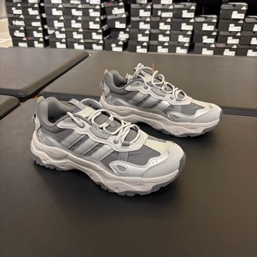 Adidas阿迪达斯男子运动休闲耐磨透气厚底缓震回弹老爹鞋 LA1990