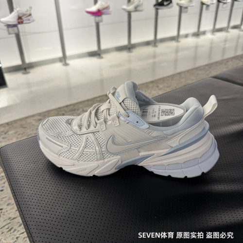 NIKE耐克女子V2K RUN日常百搭复古老爹鞋运动休闲鞋FD0736-009