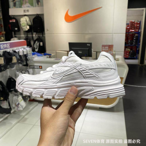 NIKE/耐克女子秋季新款简约百搭复古老爹鞋运动休闲鞋FZ9020-100