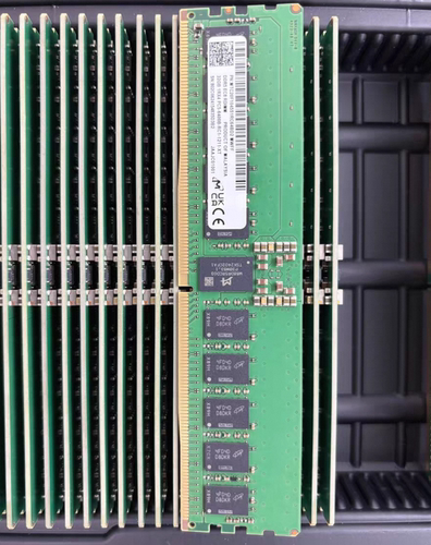镁光 DDR5 32G 1Rx4 PC5-6400B RDIMM内存MTC20F1045S1RC64BD2