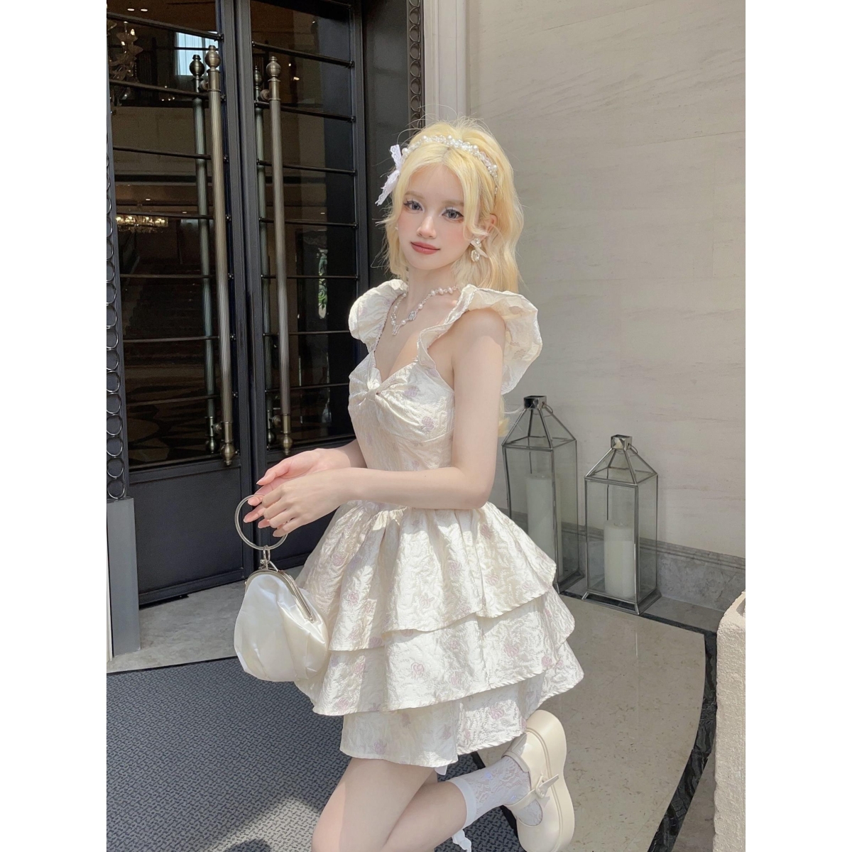 小众设计感法式绝美甜辣妹飞飞袖吊带连衣裙仙女收腰蓬蓬裙小个子