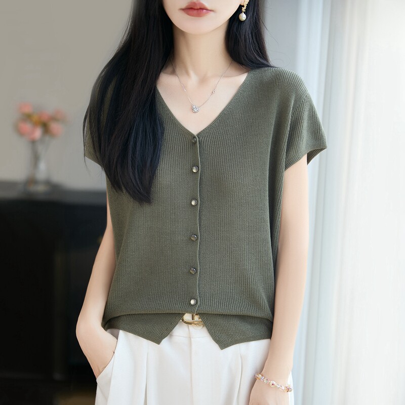 天丝莱赛尔简约绿色V领短袖针织开衫女夏纽扣显瘦百搭高级感上衣