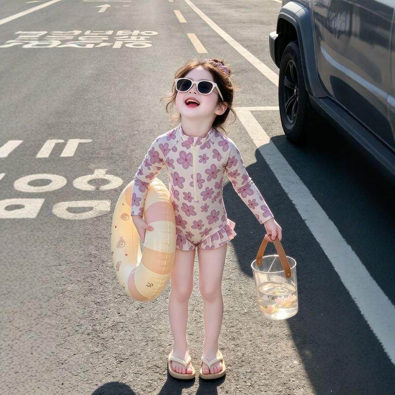 女童泳衣2026夏季新款儿童连体花朵长袖泳装女宝宝时尚沙滩游泳衣