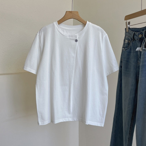 设计感一粒扣简约白色T恤圆领短袖宽松显瘦百搭25春夏新款上衣女
