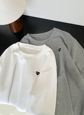 加绒加厚磨毛爱心刺绣长袖T恤女秋冬新款百搭中长款打底衫上衣