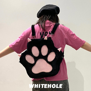 WHITEHOLE原创毛绒小狗爪双肩包