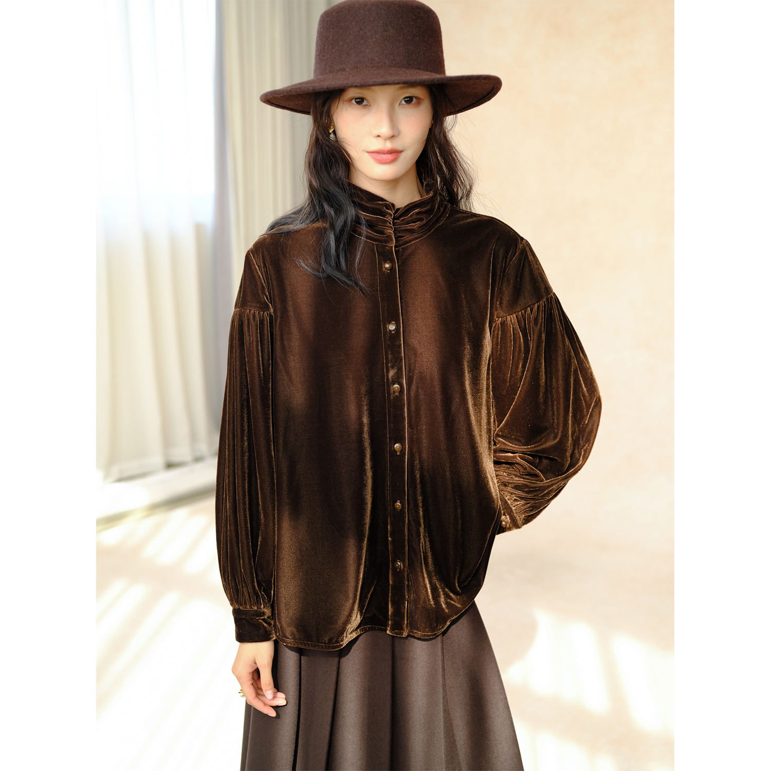 暮晚咖色丝绒立领复古衬衫