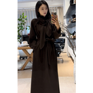 张七七 2025羊毛连衣裙女秋冬款内搭风衣款腰带复古收腰显瘦长裙