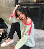 露肩上衣春秋款 宽松慵懒粉色毛衣女马海毛针织衫 茧型炸街早秋新款