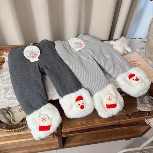 在仓 7seven 9418女童冬款圣诞老人蚕丝棉三层加厚打底裤