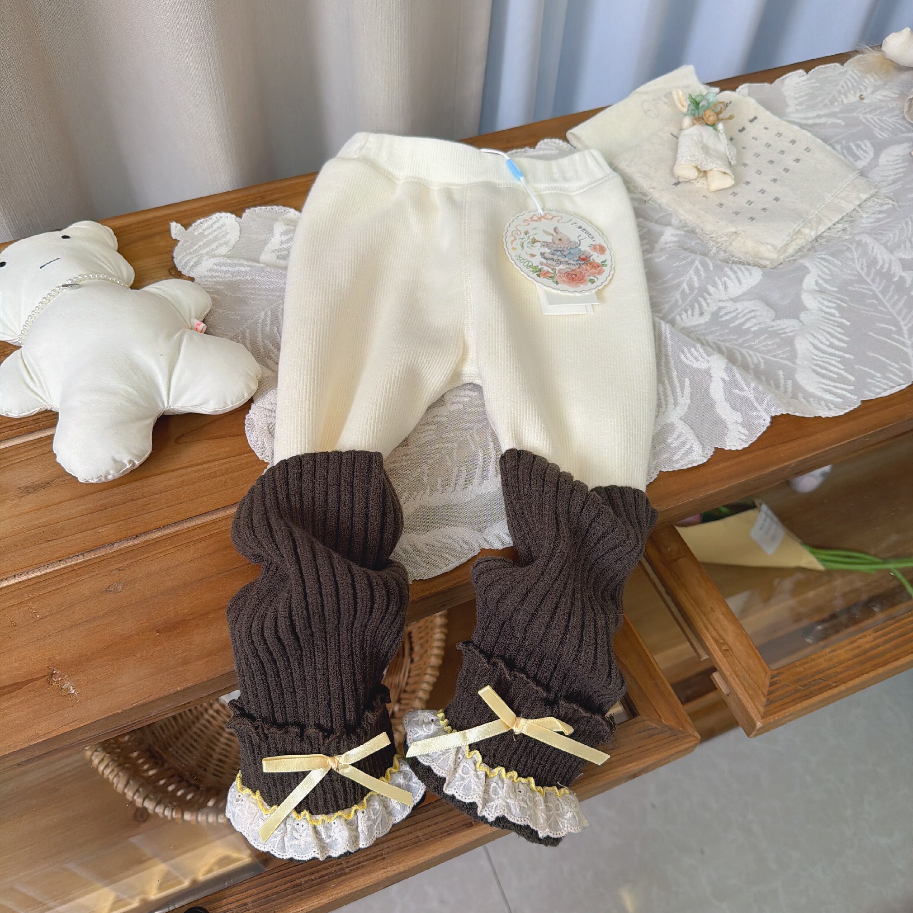 7seven 25冬 9408女童米色加绒打底裤带袜套