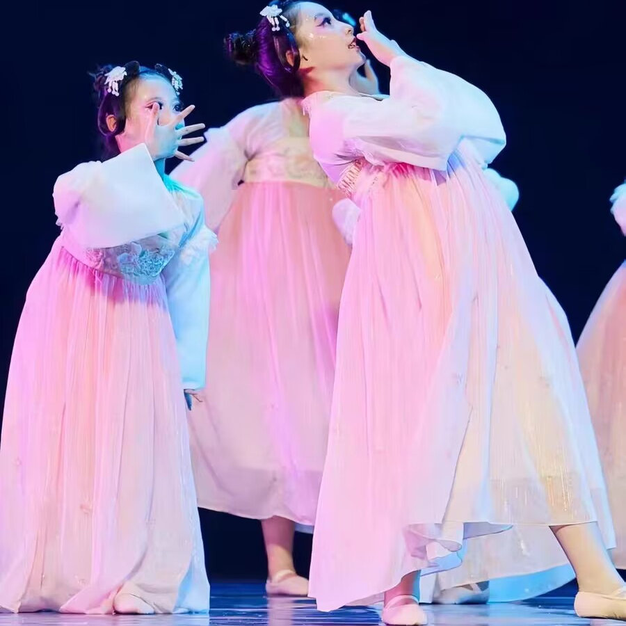 女童汉服古典舞演出服满庭芳集体舞蹈服浣溪沙如梦令阮郎归汉唐