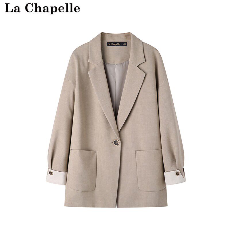 拉夏贝尔/La Chapelle西装外套秋季新款小个子英伦风设计感西服女属于什么档次？