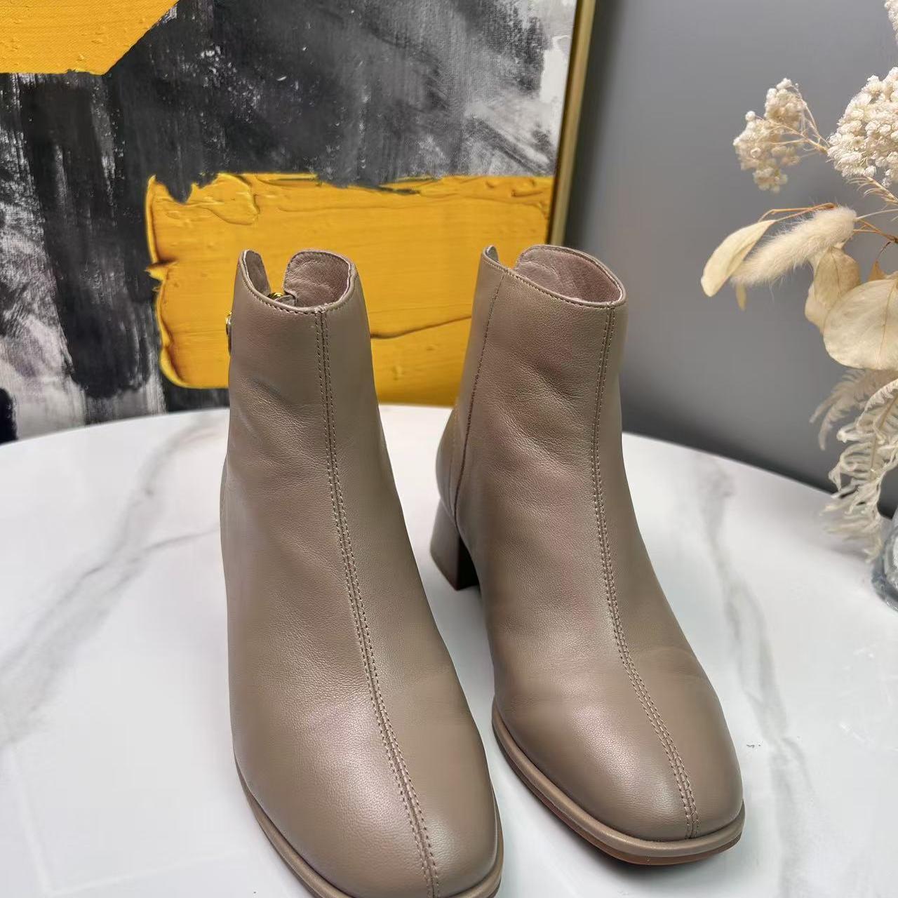 Qbu专柜正品卡其色羊皮单里方头粗跟瘦瘦靴312A15 2/2