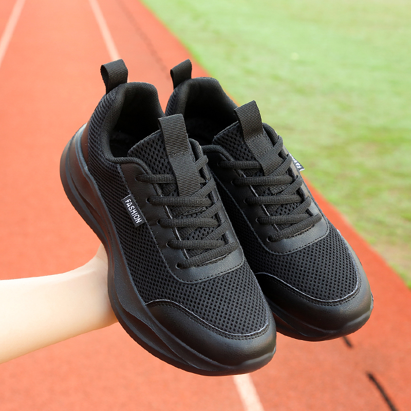 全黑色跑步运动鞋男2025新款秋季网面透气厚底增高软底通勤工作鞋
