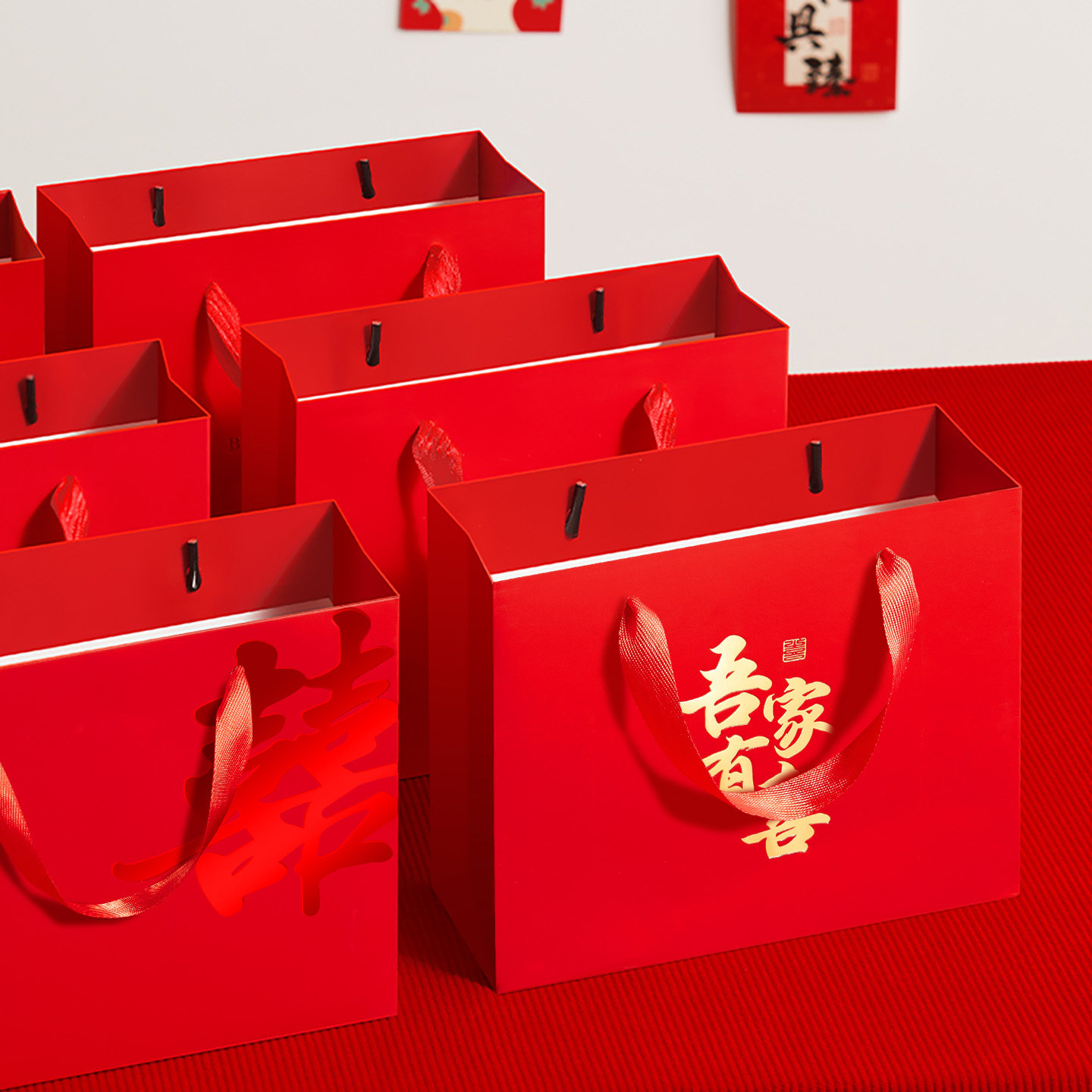 结婚红色小礼品袋喜糖袋手提袋伴手礼袋子高级感喜庆纸袋装烟酒袋