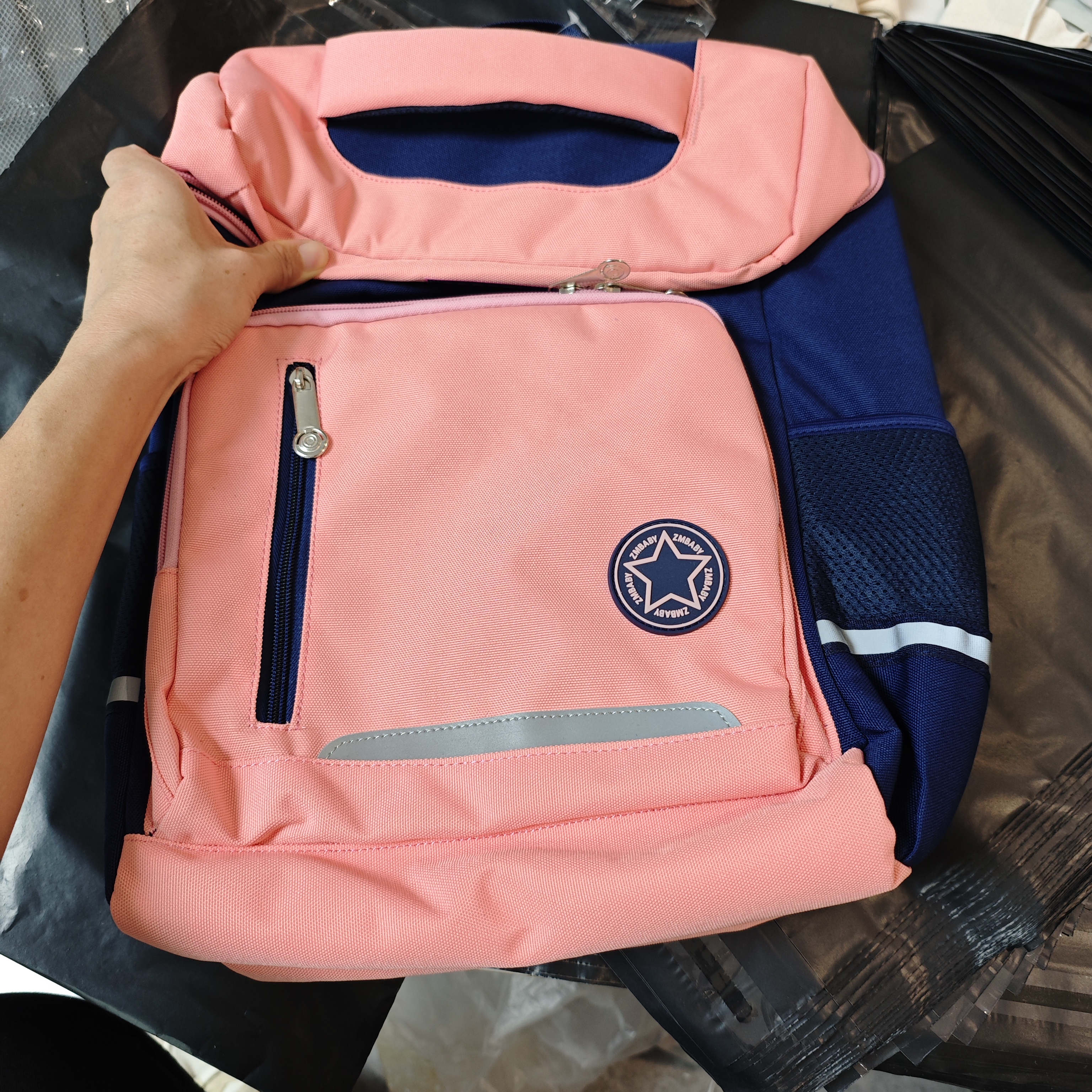 儿童书包小学3-6年级尺寸30*18*40cm