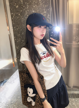 白色短袖女t恤夏2026新款美式辣妹正肩修身显瘦半袖设计感小上衣