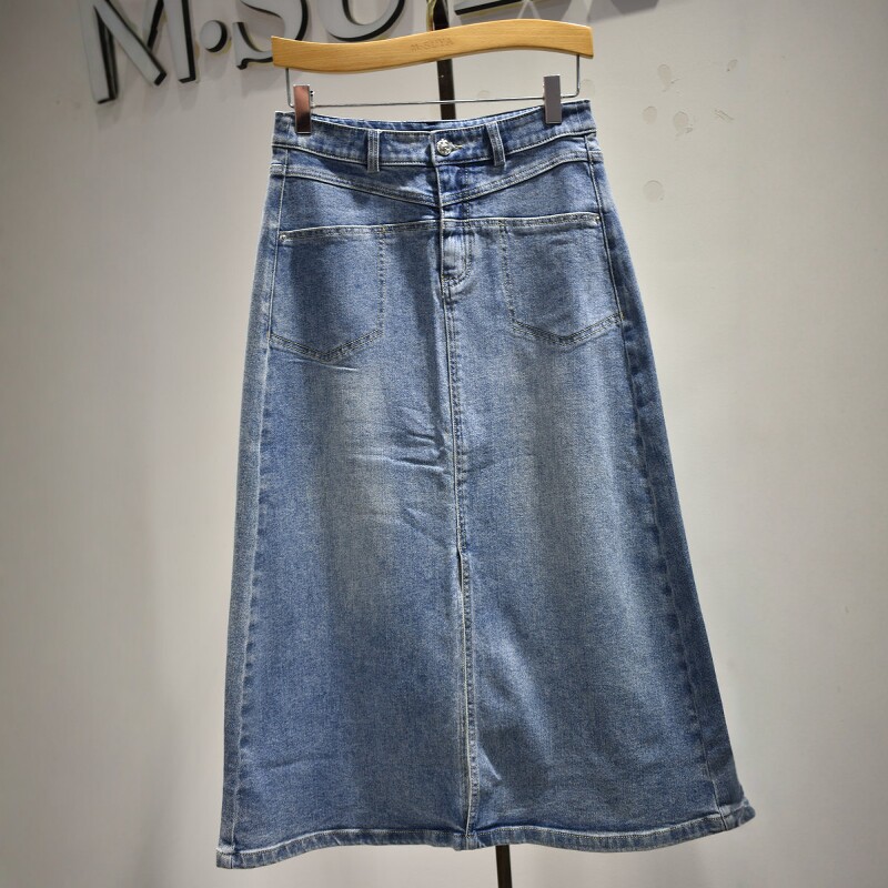 V美女装品牌2026夏季新款专柜时尚休闲牛仔开衩半身裙M7280