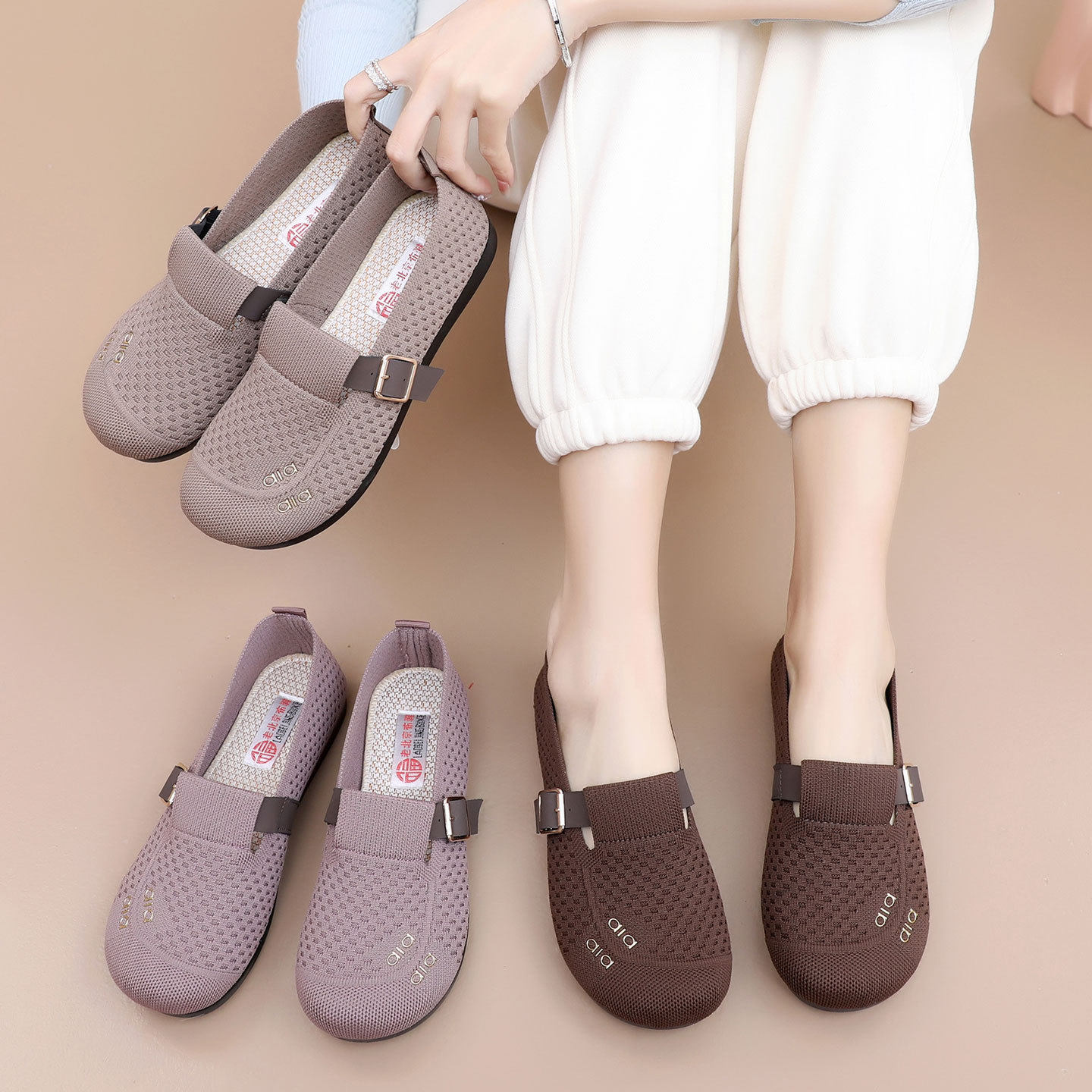 老北京布鞋女2026春季新款妈妈鞋一脚蹬飞织透气软底舒适平底女鞋