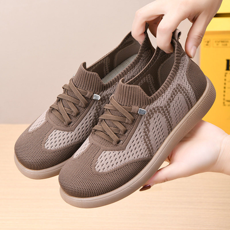 飞织女鞋2026春季老北京布鞋女软底一脚蹬休闲运动单鞋透气外贸鞋