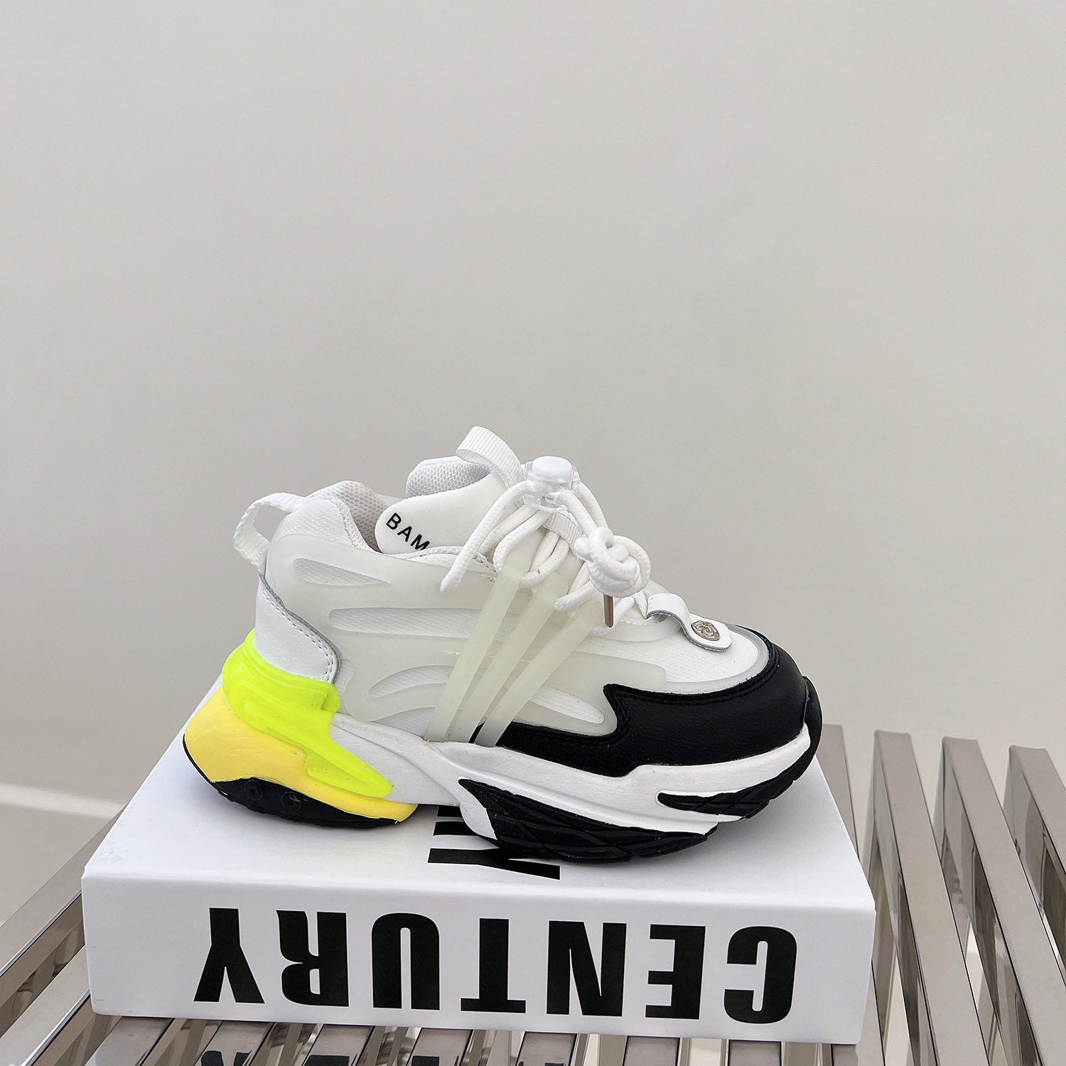 奥特莱斯outlets折扣店清仓 2022春季新款宝宝宇宙飞船太空运动鞋