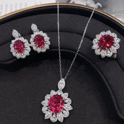 经典大牌设计培育合成红宝石戒指吊坠耳坠套装.银镀金