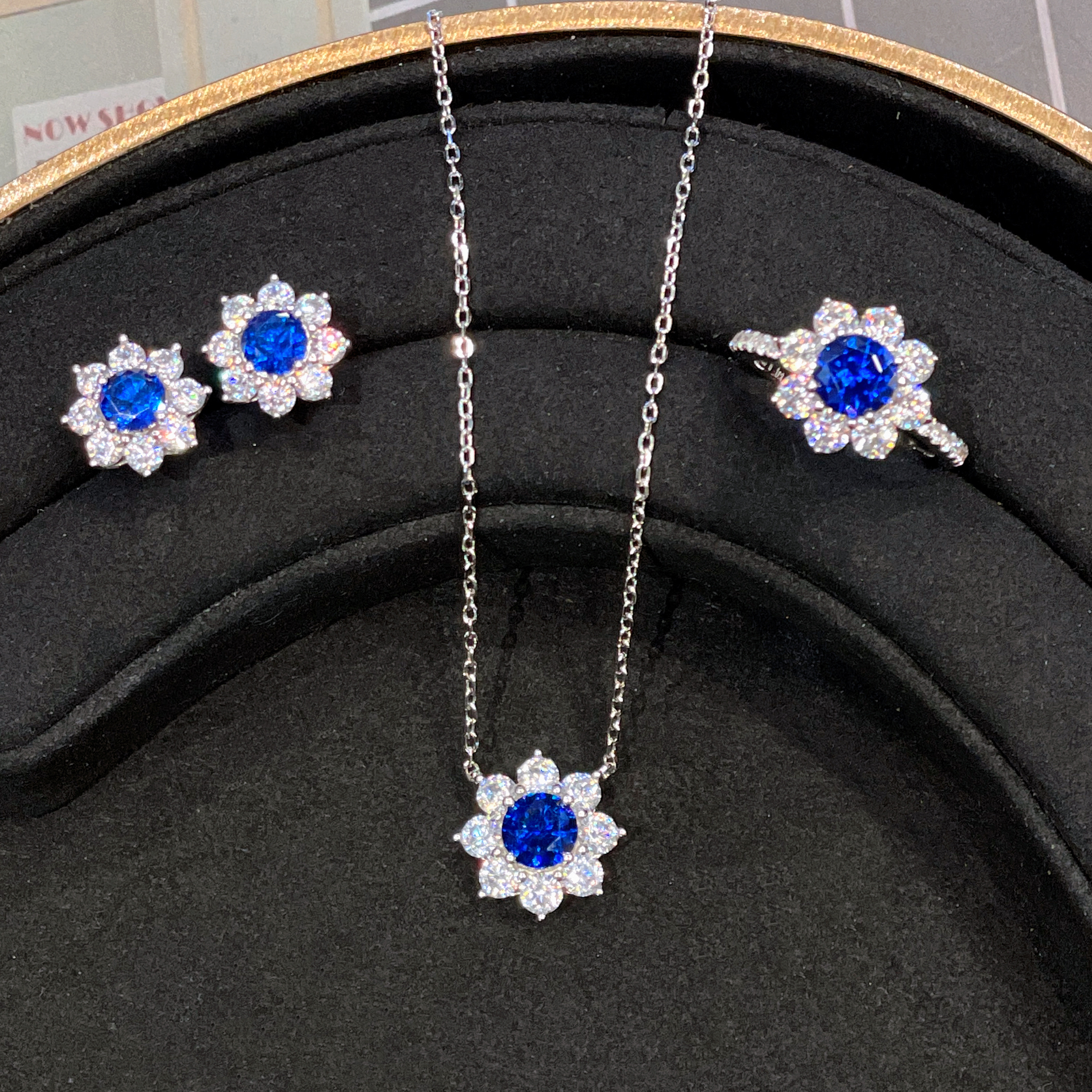 日常穿搭精致款百搭款培育合成蓝宝石套装.银镀金