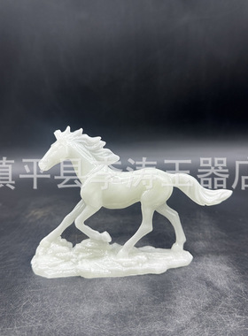 批发夜光马摆件 树脂动物生肖马家居办公摆件工艺品